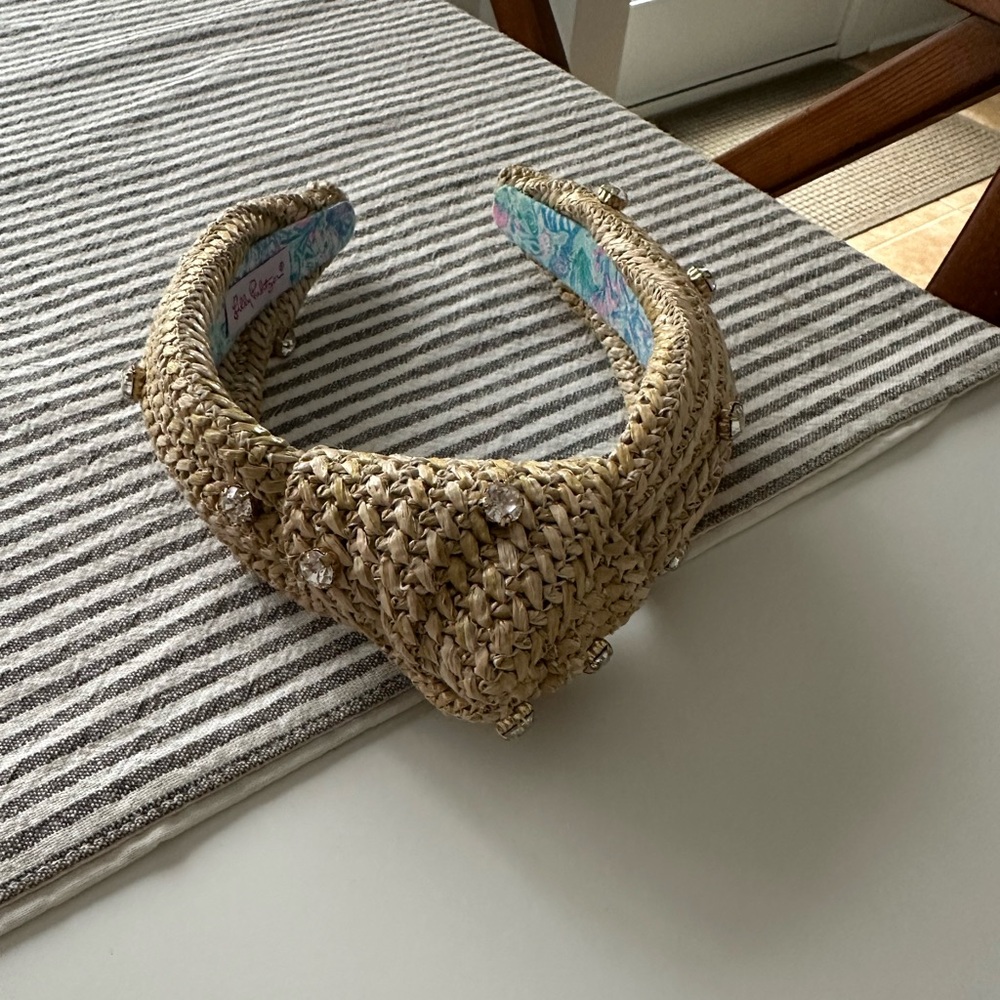 Stylish Head Accessory Collection - Picture 15 of 16